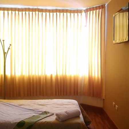 Hospedaje Oasis Chiclayo Rum bild